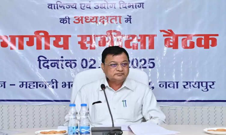 CG News: उद्योग मंत्री&nbsp;देवांगन ने प्रदेश के पहले प्लास्टिक पार्क को 2 महीने में पूर्ण करने और 4 नए स्मार्ट इंडस्ट्रीयल एरिया का कार्य शीघ्र प्रारंभ करने के दिए निर्देश