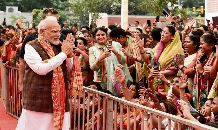 PM नरेंद्र मोदी ने कहा कि स्थिर सरकार हो तो बड़े फैसले लेता है देश&nbsp;