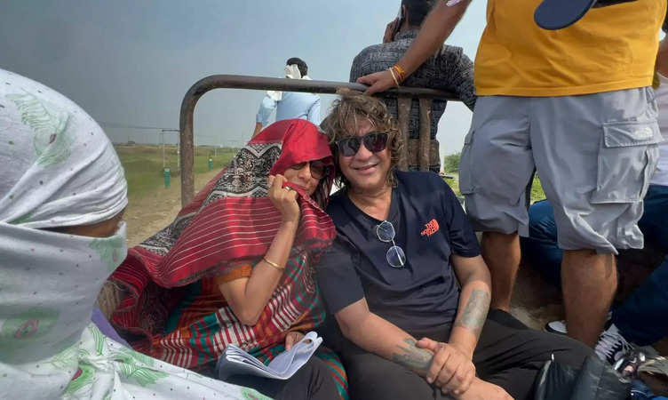 Deepa Shahi and Rajan Shahi's show Anupamaa Team Takes a Tractor Ride to Overcome Obstacles During Filming in Dwarka