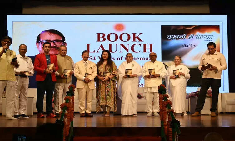 "Toofano Mein Tohfa" &ndash; Veteran film industry professional Chand Mishra 54-Year Cinematic Journey Now an Inspiring Autobiography