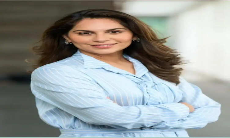 Upasana Brings Ram Raksha to Ardhagiri Temple, Pledges to Empower Women in Chittoor