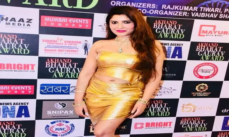 मेगामॉडल और समाजसेवी वैशाली भाऊरज़ार को हाल ही में महात्मा गांधी रतन अवॉर्ड समेत 3 राष्ट्रीय सम्मान