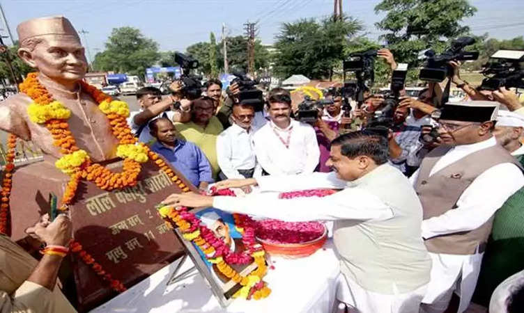 MP News: सीएम यादव ने पूर्व प्रधानमंत्री भारत रत्न स्व. शास्त्री को जयंती पर किया नमन