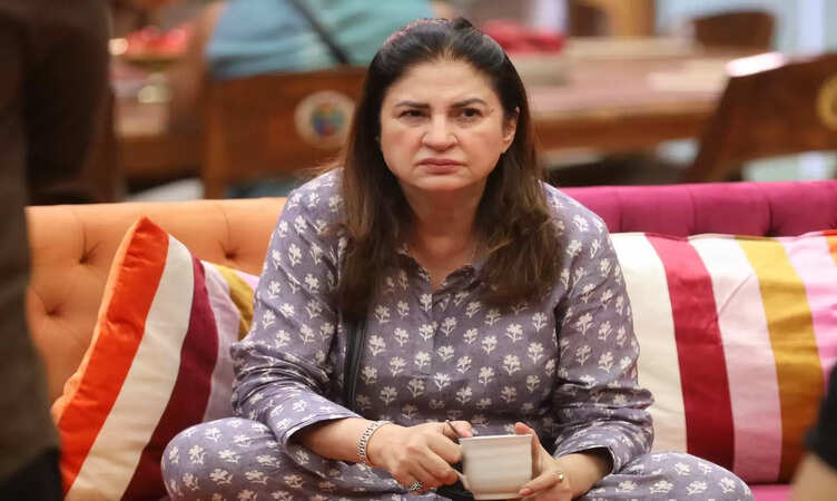 Actress Kunickaa Sadanand stands tall in the Bigg Boss house, becomes a voice of strength and strategy