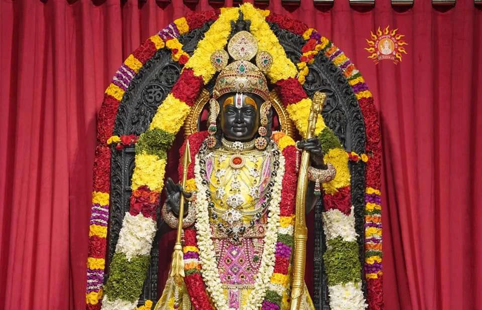 श्रीराम जन्मभूमि मंदिर में रामनवमी पर सूर्य की किरणों से हुआ रामलला का सूर्य तिलक