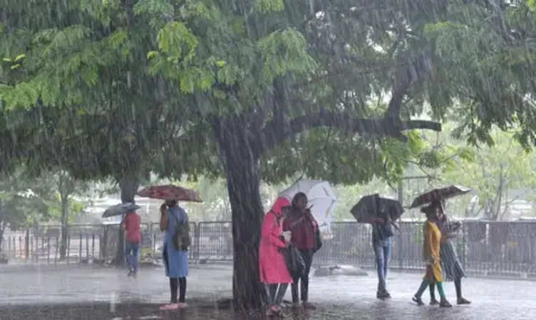 Weather Forecast: उत्तर प्रदेश में जल्द दस्तक देगा मानसून, बिहार में परेशान करेगी गर्मी, जानें मौसम का हाल