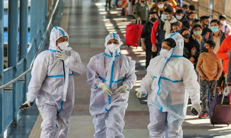 WHO: क्या कोरोना का अगला वेरिएंट ओमिक्रॉन से भी ज्यादा तेजी से फैलेगा, कितना होगा खतरनाक