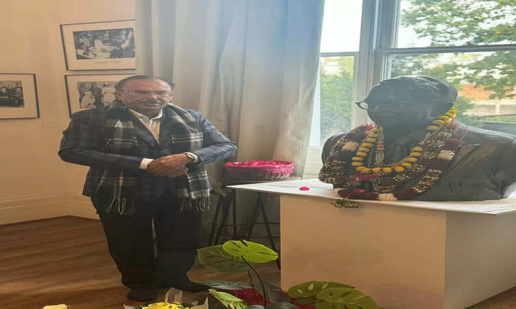राजस्थान विधानसभा अध्यक्ष देवनानी ने लंदन में बाबा साहेब अंबेडकर को दी श्रद्धांजलि, अंबेडकर हाउस का किया दौरा
