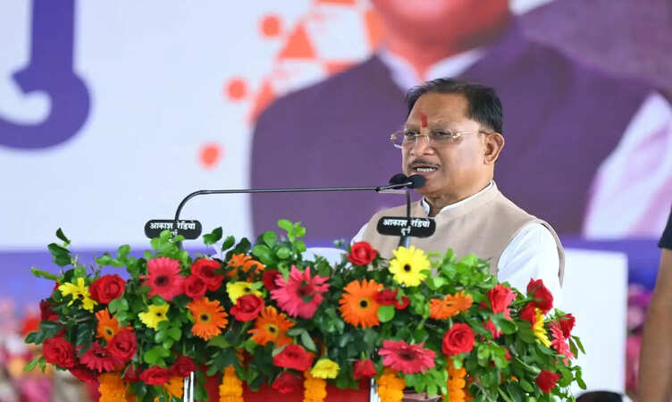 CM विष्णुदेव साय ने जारी की महतारी वंदन योजना की 32वीं किस्त, माताओं-बहनों के खातों में पहुंचे 632.40 करोड़