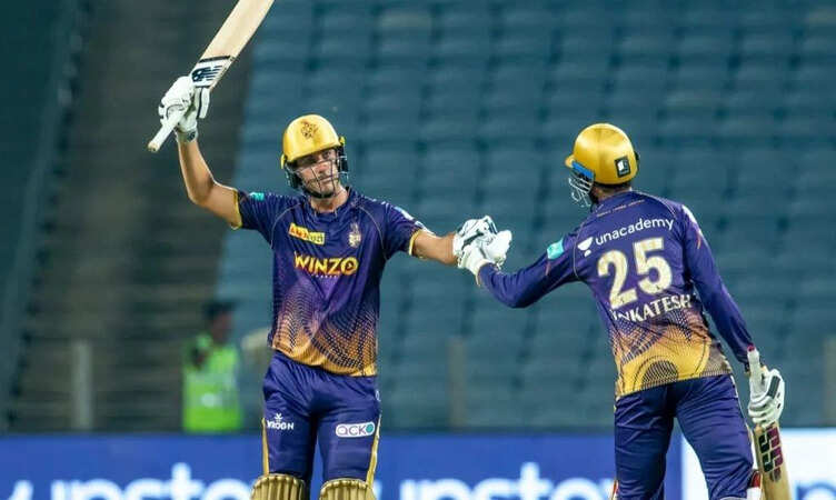 IPL 2022: पैट कमिंस ने बल्ले से मचाई तबाही, 14 गेंदों में&nbsp;बनाए&nbsp;50 रन, बनाया नया रिकॉर्ड&nbsp;