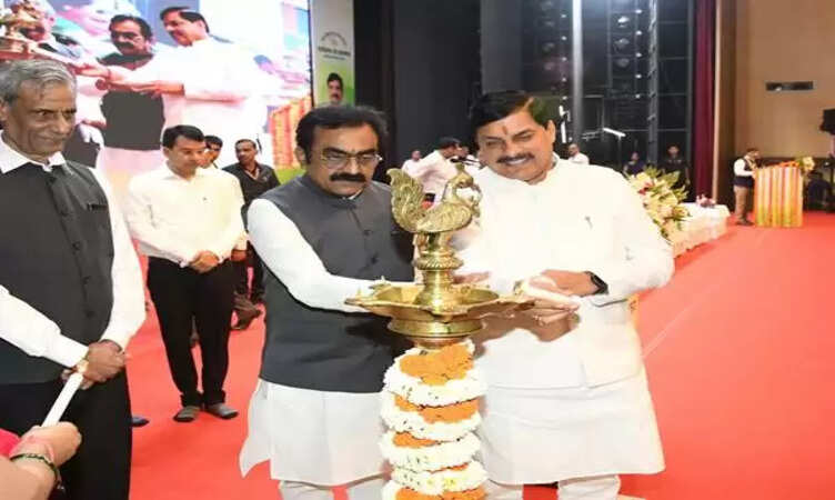 MP News: पर्यावरण से समन्वय प्रशिक्षण कार्यशाला का शुभारंभ: सीएम मोहन बोले-&nbsp;ऐसे निर्माण करें जो आने वाली पीढ़ियों के लिए उपयोगी हों