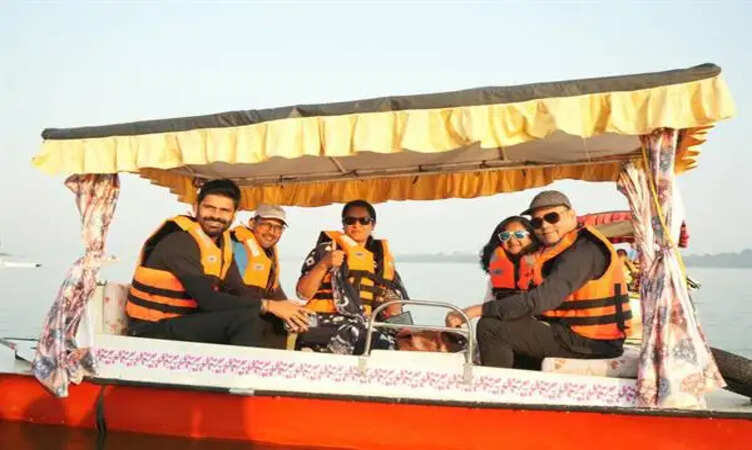 MP Travel Mart 2026: हेरिटेज वॉक, शिकारा राइड, बर्ड वॉक और एडवेंचर गतिविधियों ने मोहा डेलिगेट्स का मन