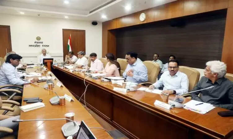 MP News: बदनावर जिला धार मे&nbsp;पीएम मोदी का 17 सितंबर को आगमन, मुख्य सचिव अनुराग जैन ने की तैयारियों की समीक्षा