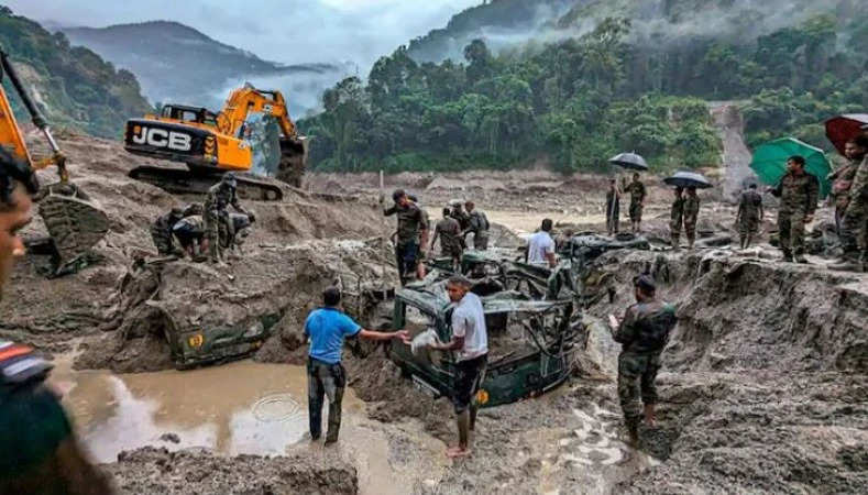 सिक्किम में अचानक आई भीषण बाढ़ में मृतकों की संख्या हुई 56, राहत कार्य में जुटी भारतीय सेना