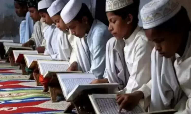 UP मदरसा बोर्ड की परीक्षाएं 13 फरवरी से, CCTV कैमरे की निगरानी में होंगे एग्जाम