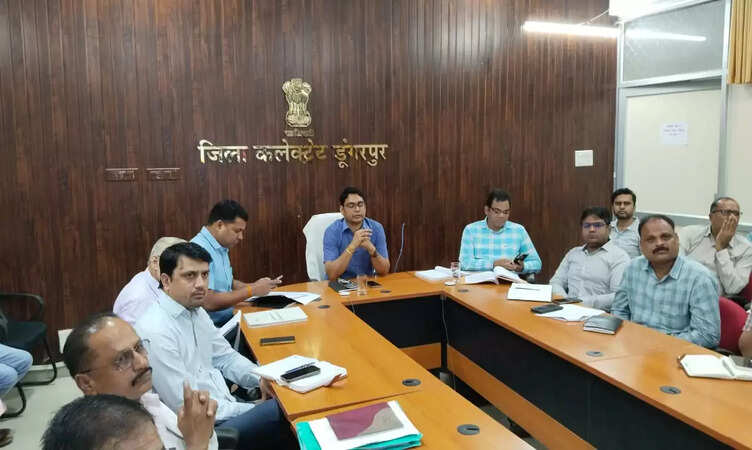 Rajasthan News: सेवा पखवाड़ा के अंतर्गत 17 सितंबर से शुरू होंगे शहरी व ग्रामीण सेवा शिविर, ज़िला कलक्टर सिंह ने दिए निर्देश