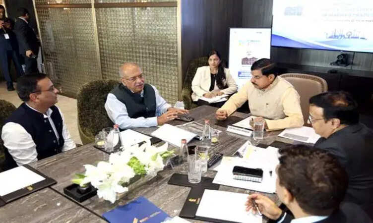 MP में 90 हजार करोड़ के निवेश प्रस्ताव, 14,375 रोजगार की संभावना; मोहन यादव ने उद्योगपतियों से की वन-टू-वन चर्चा
