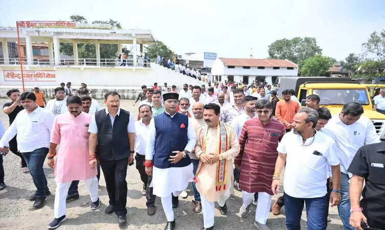 भोपाल के छोला दशहरा मैदान का मंत्री विश्वास सारंग ने किया निरीक्षण, दशहरा उत्सव&nbsp;की तैयारी जोरों पर