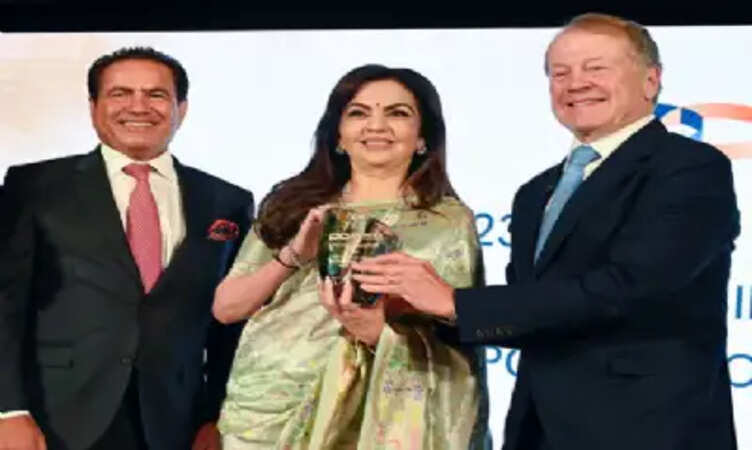 नीता अंबानी को मिला USISPF ग्लोबल लीडरशिप अवार्ड
