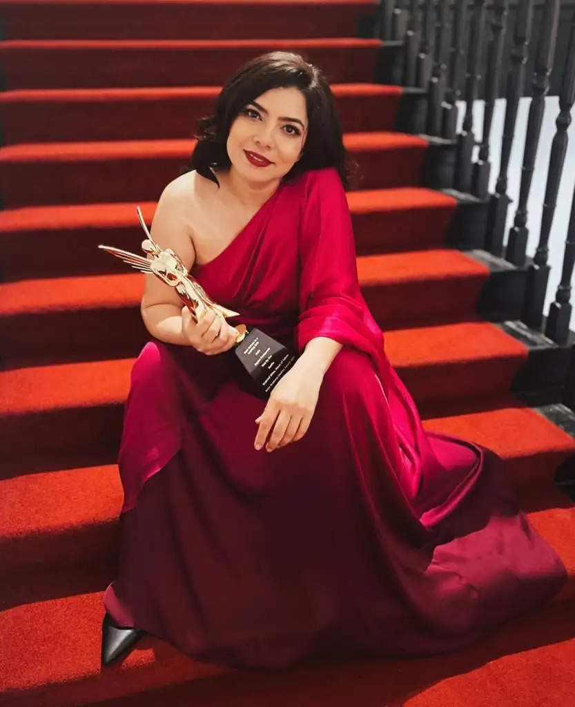 Actress Rajshri Deshpande Triumphs with Best Actress in a Leading Role Award for 'Trial by Fire' at Asian Academy Creative Awards 2023