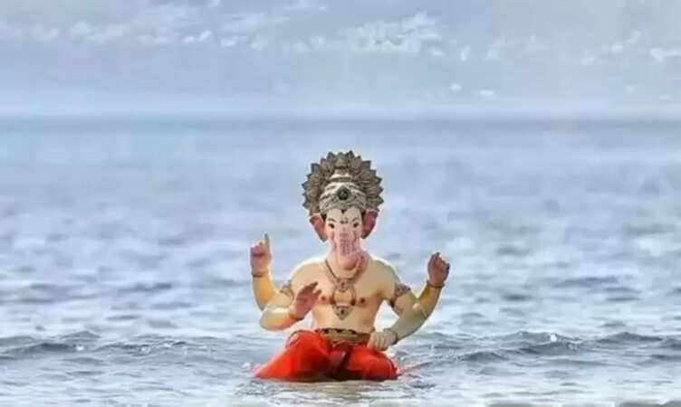 मुंबई में गणपति उत्सव के 7वें दिन 17,187 प्रतिमाओं का हुआ विसर्जन