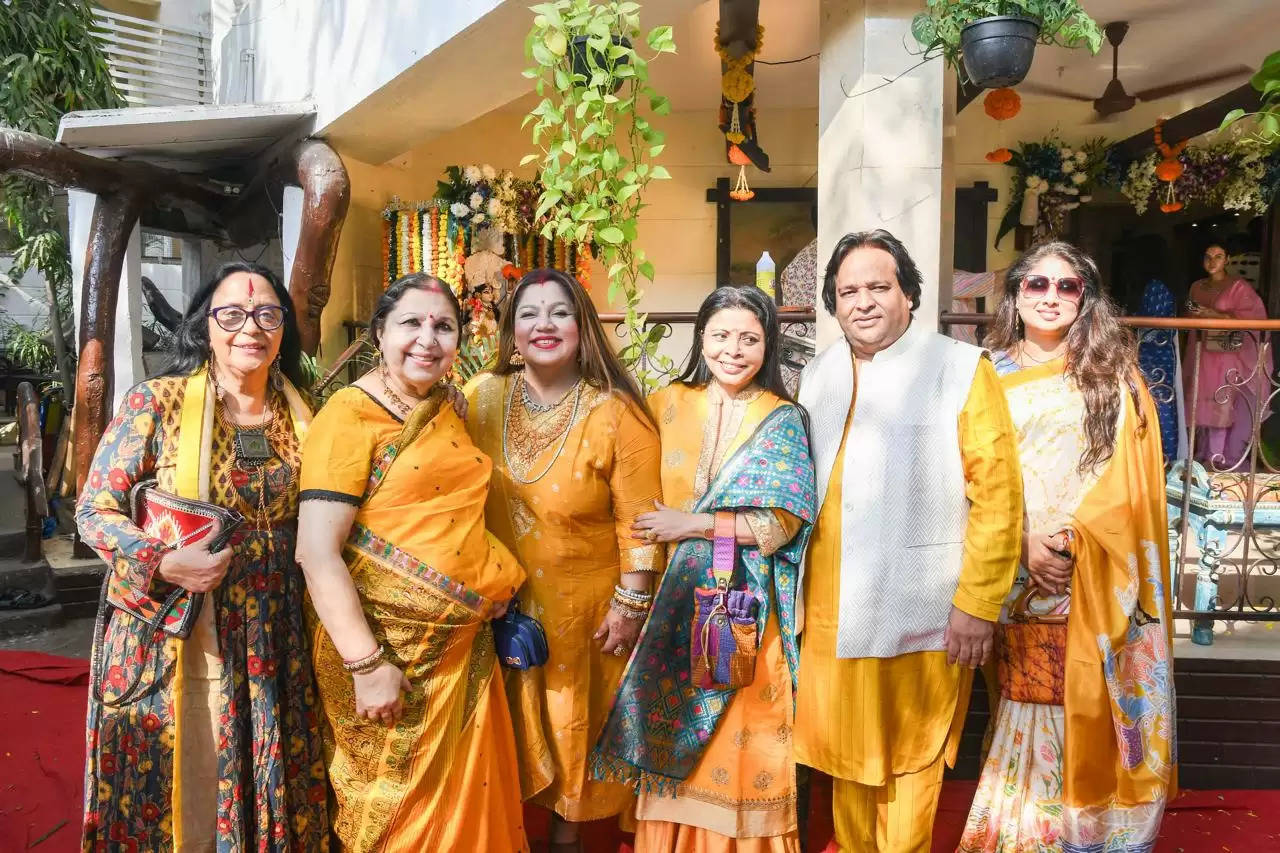 Saraswati Puja Basant Panchami 2024 Celebrated in Grand Style at Lahiri House