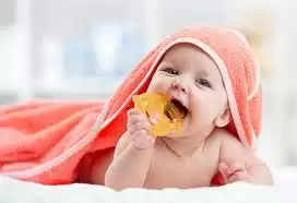शिशुओं और छोटे बच्चों के लिए दांतों और मसूड़ों की देखभाल  जरूरी