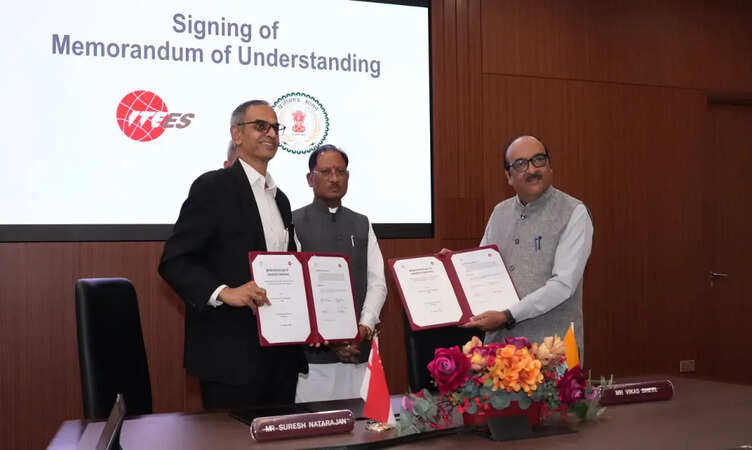 CM साय की सिंगापुर यात्रा से छत्तीसगढ़ को ₹43,600 करोड़ के निवेश प्रस्ताव, युवाओं के कौशल विकास पर ITE से MOU