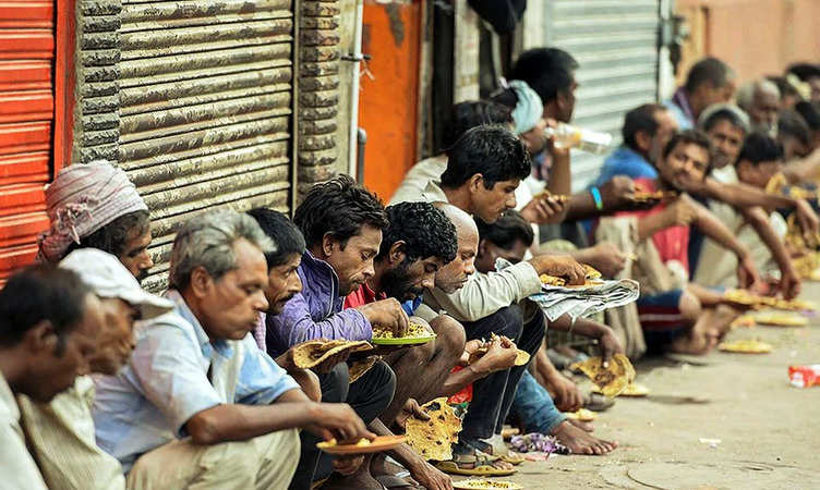 Poverty Report: मोदी सरकार की बड़ी कामयाबी, 5 साल में 13.5 करोड़ लोग गरीबी से बाहर निकले