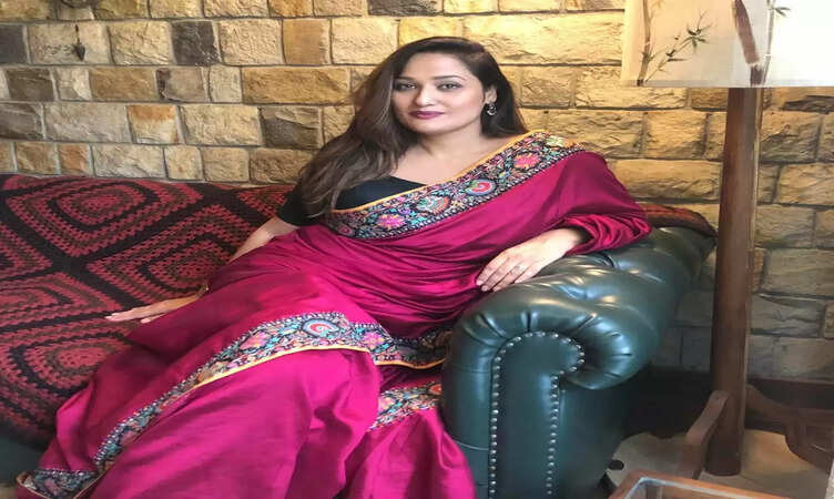 &ldquo;The Only Way to Fight Darkness Is to Bring More Light&rdquo; &ndash; Actress Kiran Dubey on Empowering India&rsquo;s Youth