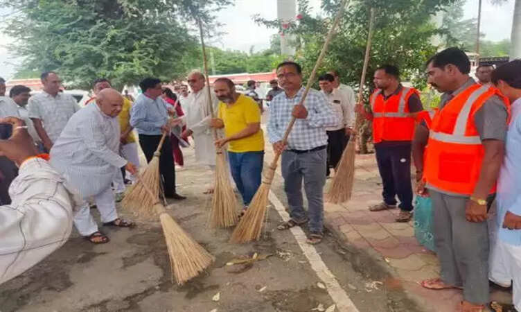 MP News: बहन, बेटियां स्वस्थ रहेंगी तो परिवार, समाज, प्रदेश और देश समृद्ध होगा&ndash; राजस्व मंत्री करणसिंह वर्मा