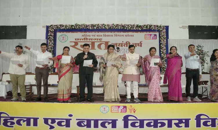 छत्तीसगढ़ रजत महोत्सव: कोरबा में महतारी सम्मेलन का भव्य आयोजन, मंत्री देवांगन ने महिला सशक्तिकरण को बताया प्राथमिकता