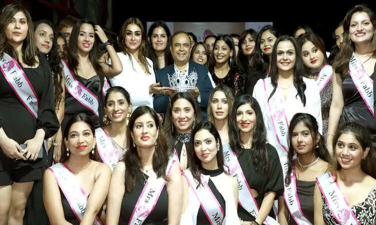 Miss & Mrs Fab India 2025:&nbsp;क्राउन अनवीलिंग के साथ शुरू हुआ ग्लैमर का सफर, 21 सितम्बर को होगा ग्रैंड नेशनल फिनाले