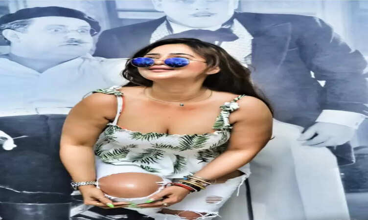 बॉलीवुड में दस्तक देंगी&nbsp;एक्ट्रेस&nbsp;सुचंद्रा एक्स वानिया......!