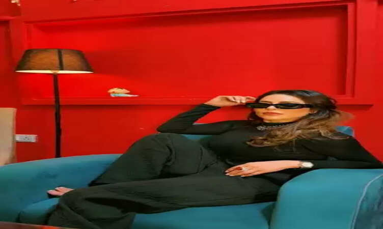 New Year&nbsp;नहीं, &lsquo;वर्किंग न्यू ईयर&rsquo;: अभिनेत्री&nbsp;निकिता रावल ने 2026 की शुरुआत की 4 बड़े प्रोजेक्ट्स की तैयारी से